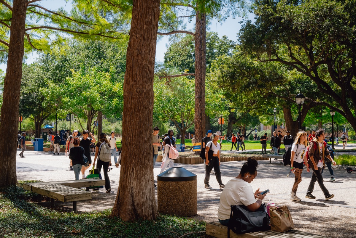 Texas Monthly – Undocumented students ask judge to let them challenge sudden loss of in-state tuition