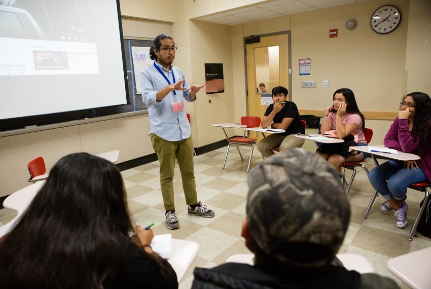 Student teacher Antonio Salmeron teaches a class as part of the UTeach Program at UT-Austin on July 10, 2017.