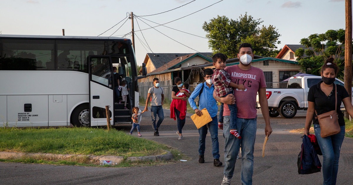 Biden administration tells Texas Gov. Greg Abbott to rescind border order - The Texas Tribune