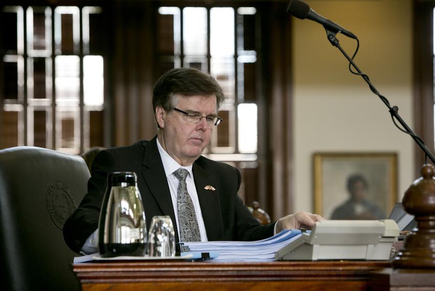 Lt. Gov. Dan Patrick signs bills on last day of 84th Legislative session June 1, 2015