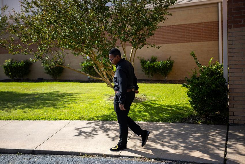 Tecorya Davis walks to her car after Sunday service at RIG Global Church, Sunday, Nov. 24, 2024, in Houston. (Antranik Tavitian / Houston Landing)