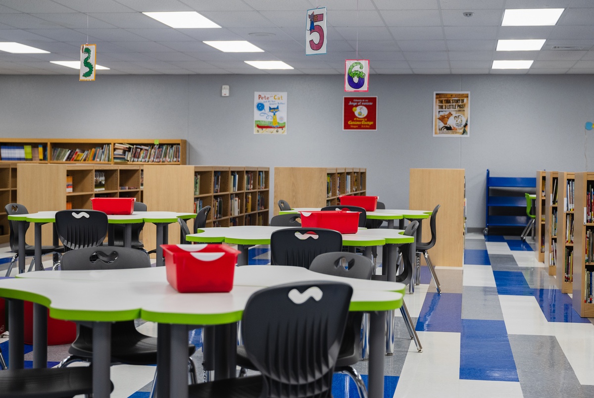 Texas Monthly – Texas parents, school boards may have more control over school library books after House OKs bill