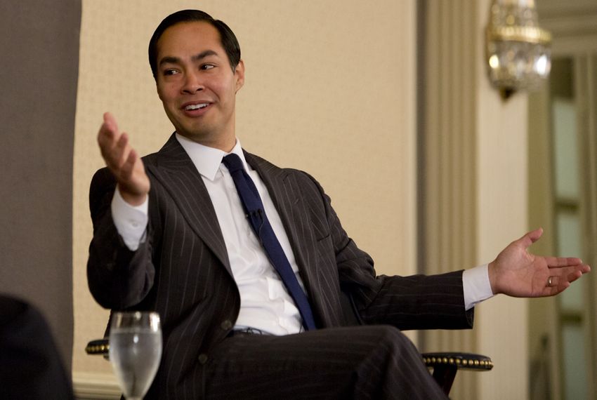 Julián Castro Returning Home to Endorse Clinton | The Texas Tribune
