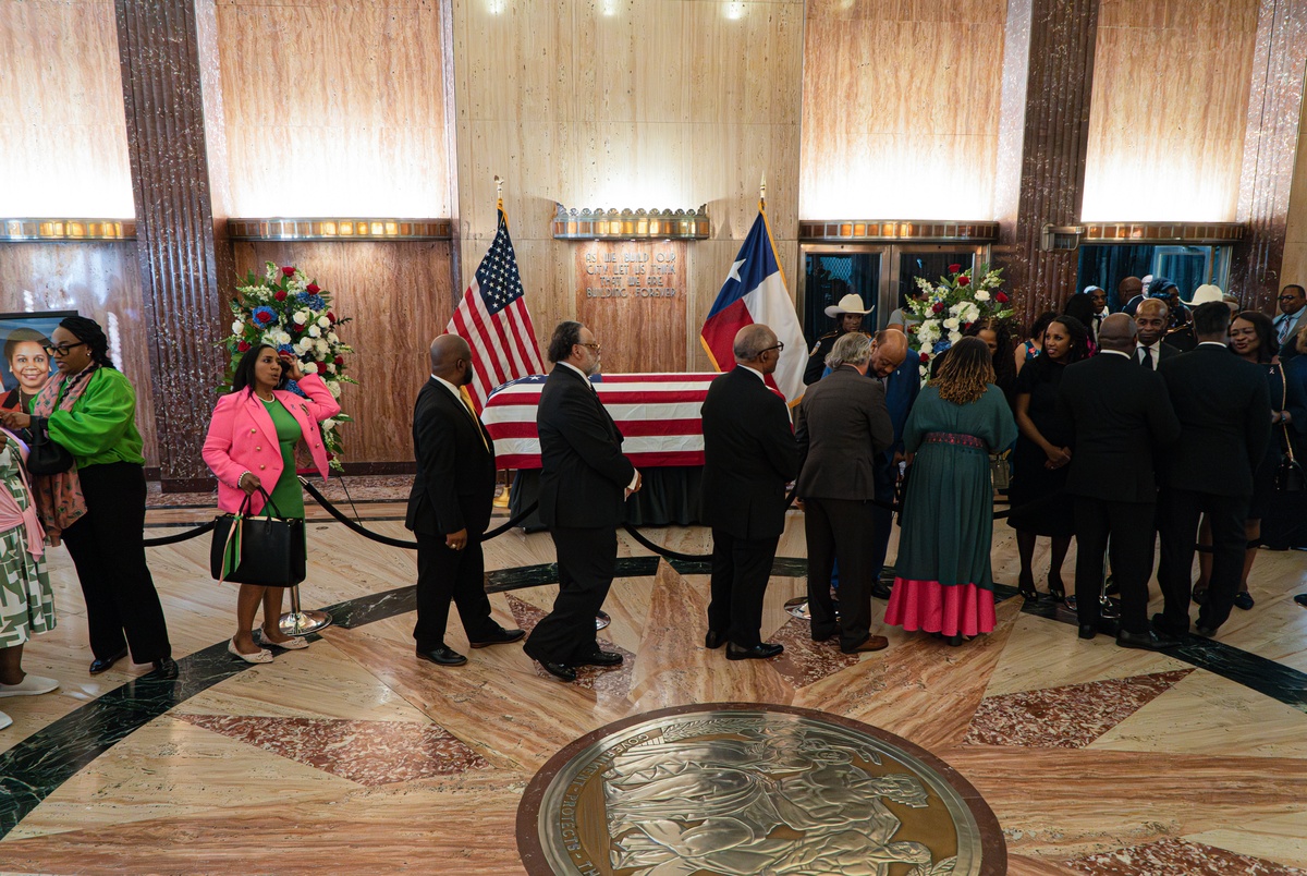 Texas Monthly – Mourners describe Sheila Jackson Lee as a dedicated public official