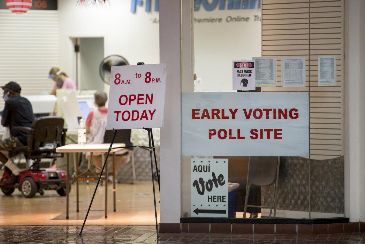 Wonderland Mall is one of several polling locations in Bexar County. Oct. 20, 2020.
