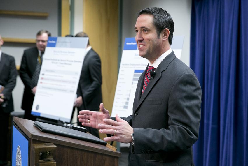 State Comptroller Glenn Hegar releases the revenue estimate on Jan. 12, 2015 to reporters and state officials the day before the legislative session.