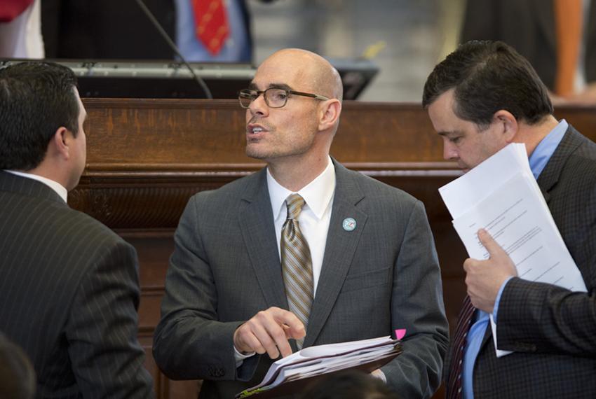 Texas House Ways and Means Chairman Dennis Bonnen, R-Angleton, talks over amendments to border security legislation on March 1, 2015.