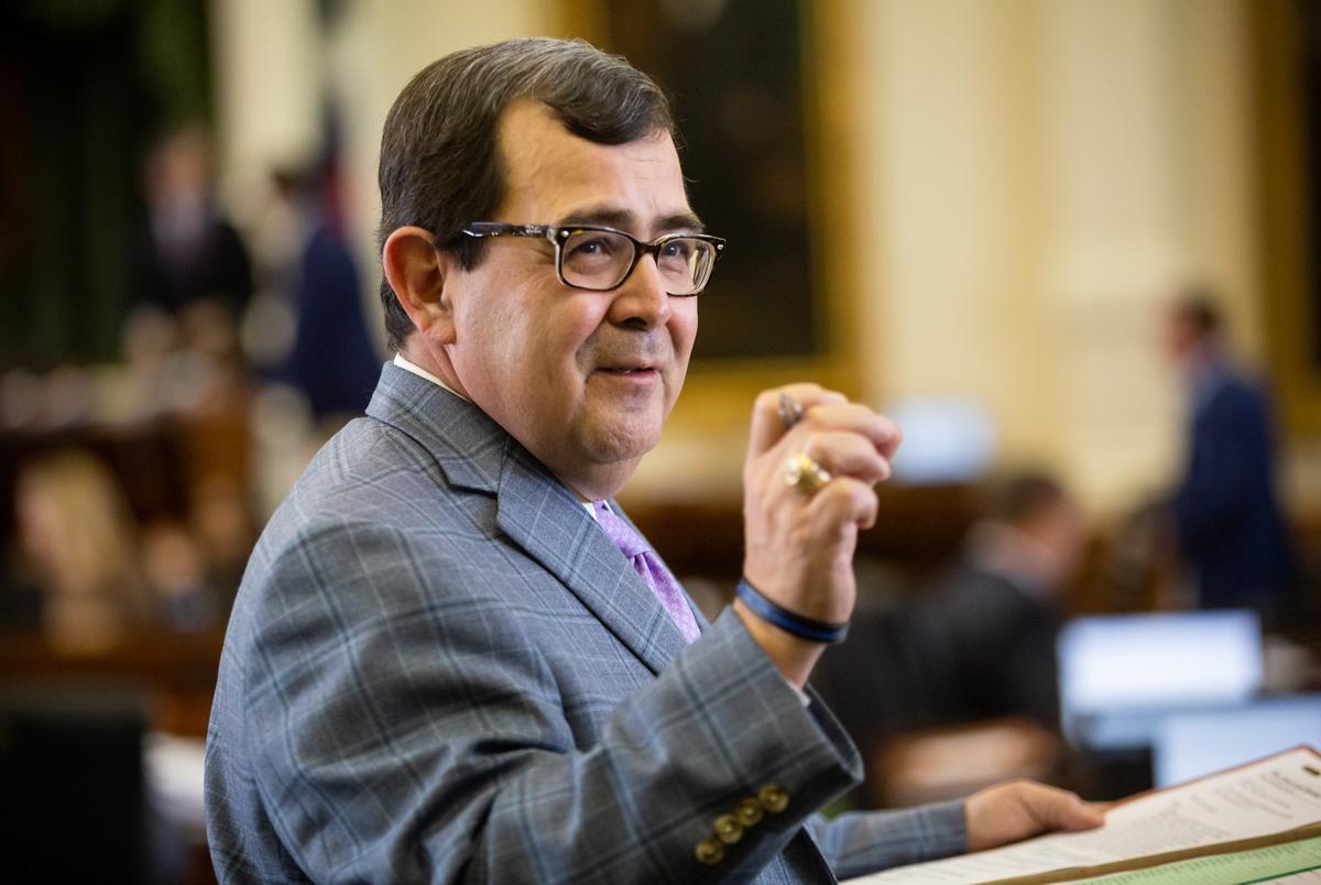 State Sen. Pete Flores, R-Pleasanton, on the Senate floor on April 30, 2019.