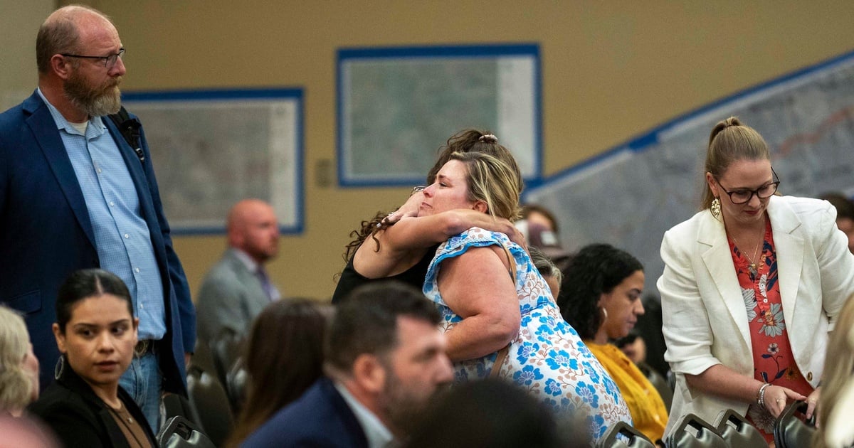 Texas flood survivors recount fear, neglect during hearing
