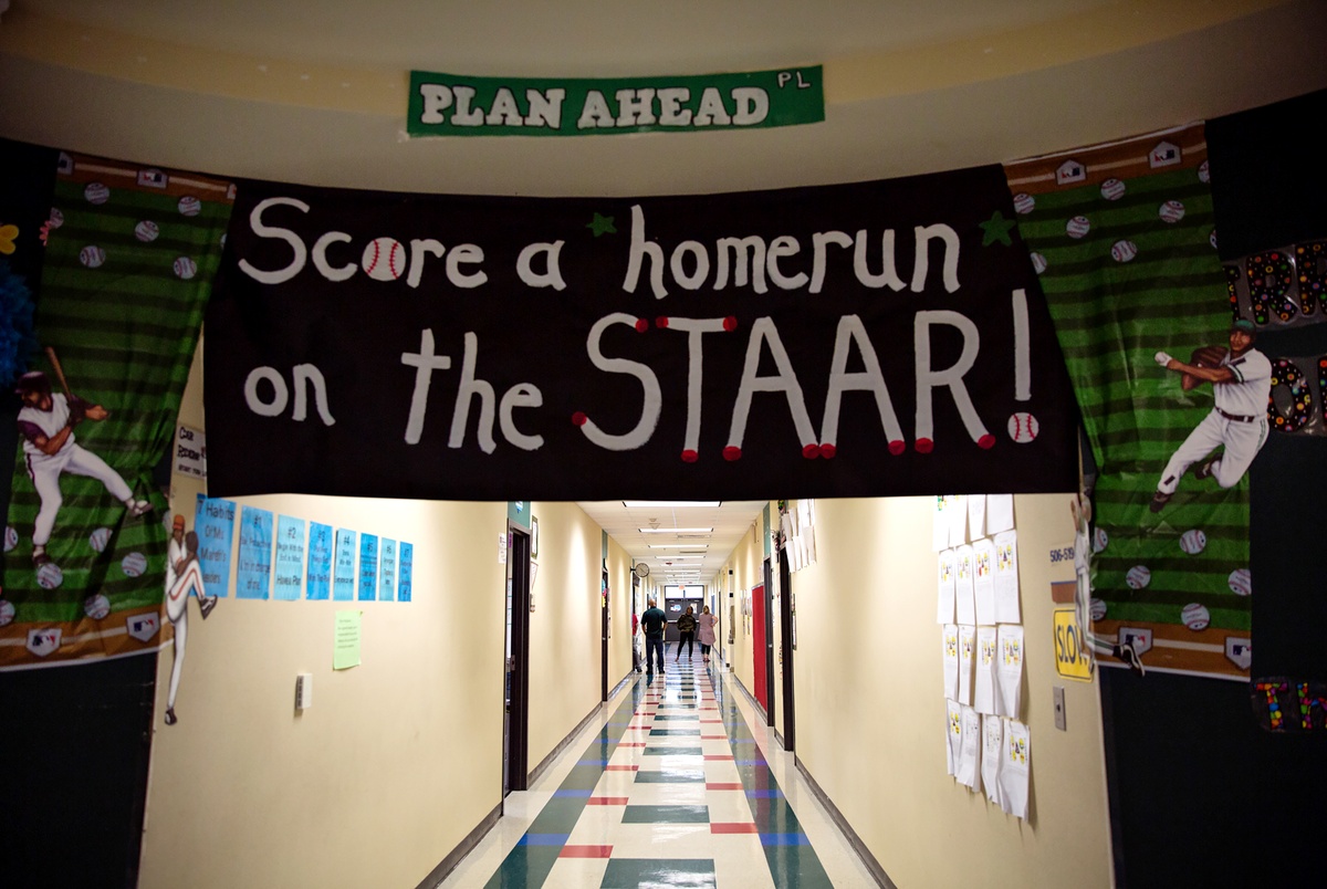 Texas Monthly – Texas’ school ratings remain in limbo as the state and school districts fight over how strict the grading should be