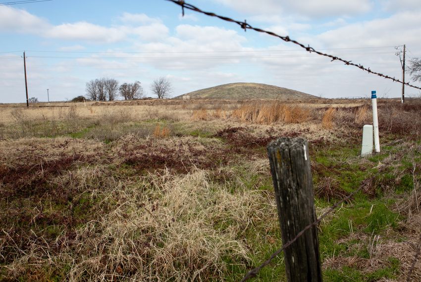 A mound of dirt — which state regulators found contains “acid/toxic-forming materials” — sits on a portion of Luminant's Monticello Thermo Mine that the company has not yet reclaimed. It closed the mine in 2016.