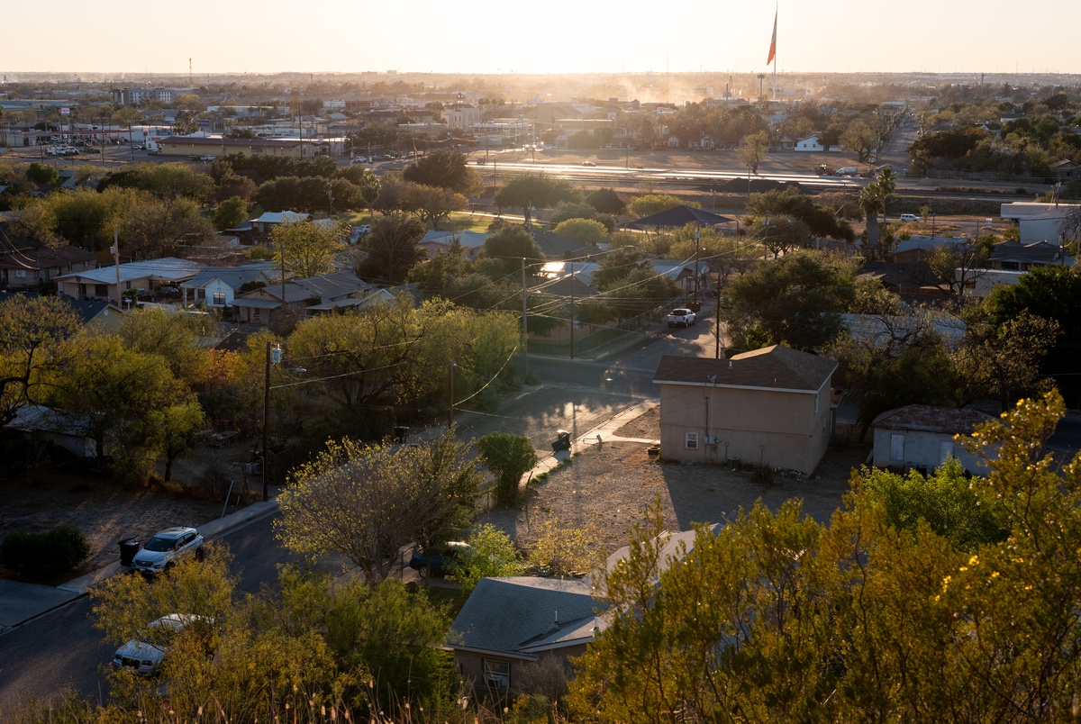 Texas Monthly – Forgotten in jail without a lawyer: how a Texas town fails poor defendants
