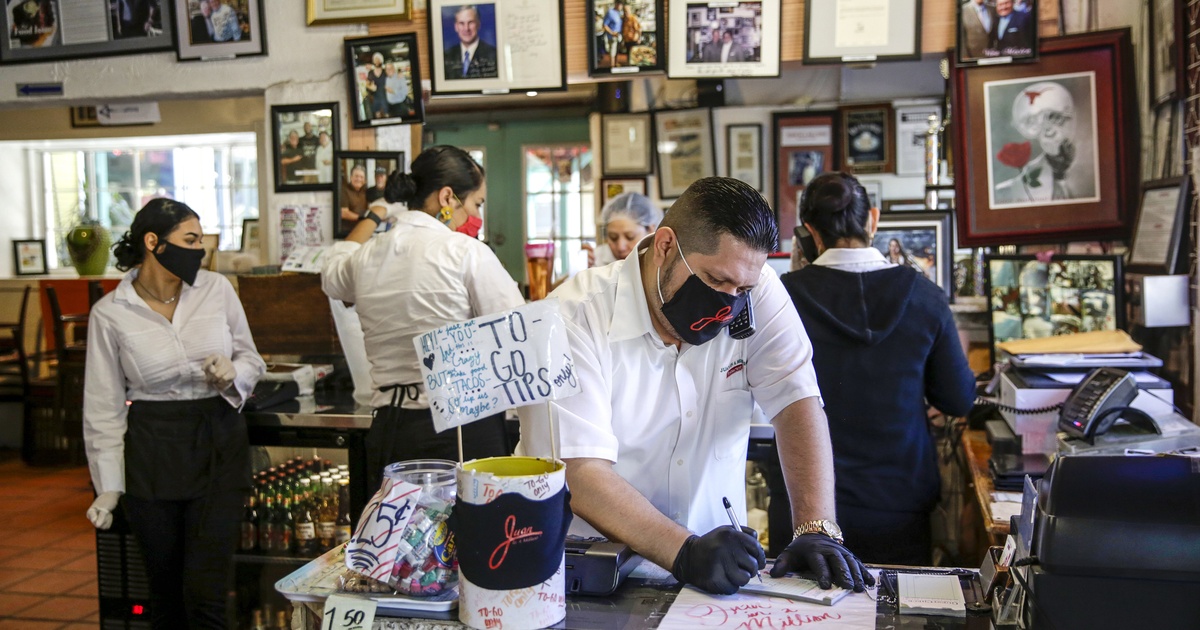 Texas small-business owners worry about lifting coronavirus restrictions