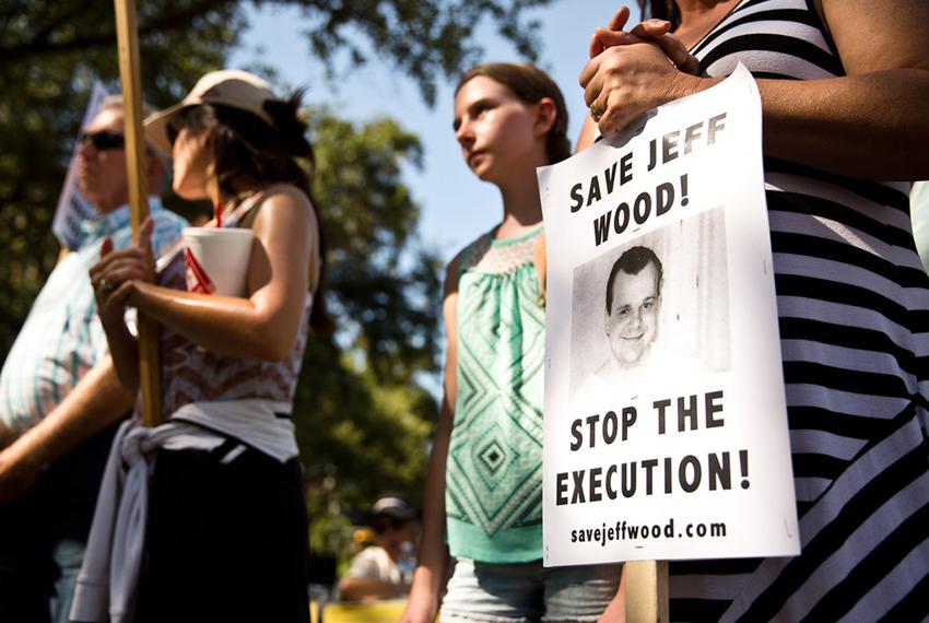 Supporters of Jeff Wood gathered on July 23, 2016, in front of the Governor's Mansion to rally against his scheduled August execution.