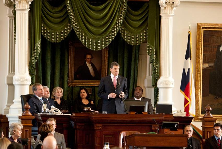 Perry Speaks on the First Day of Session 2011