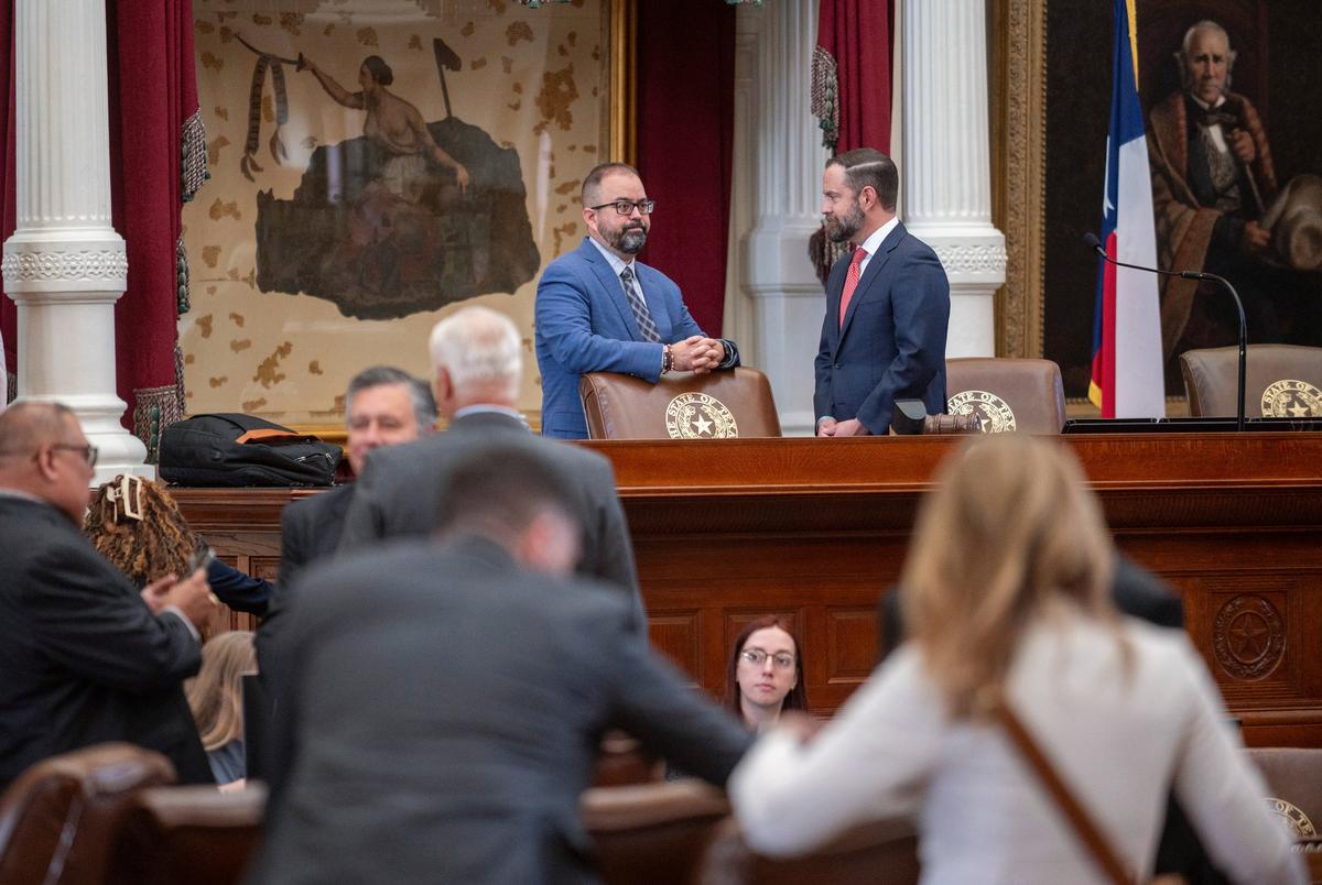 Texas Rep. Joe Moody D-El Paso speaks with Speaker of the House Dustin Burrows during the 89th legislative special session Friday, Aug. 15, 2025 in Austin, Texas.