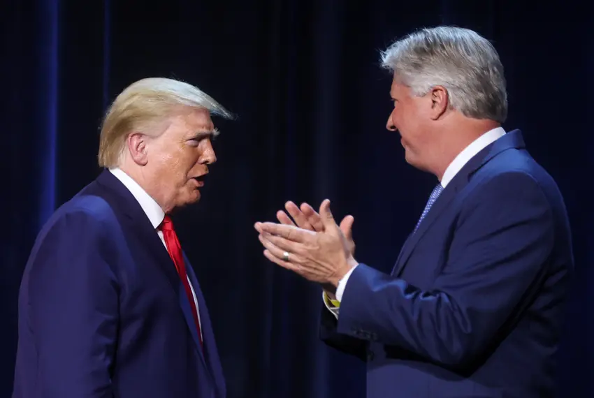 Trump%20Pastor%20Morris%20REUTERS.jpg