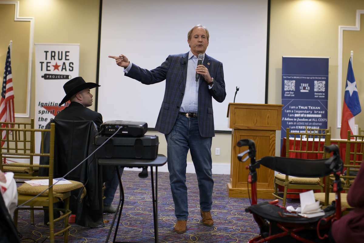 Texas Monthly – Once the Texas GOP’s “weak link,” Attorney General Ken Paxton is growing more popular and powerful