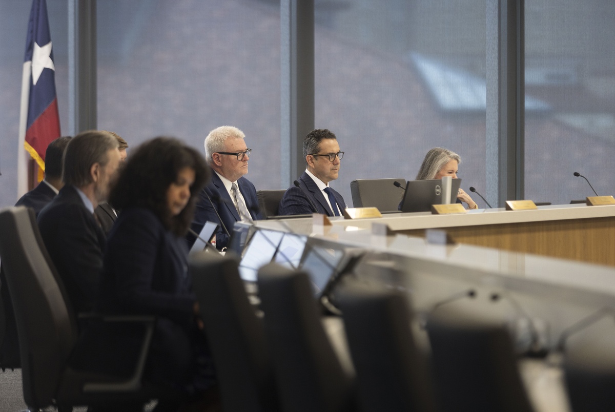 Texas Monthly – House clears the way for Texas Lottery to continue under a different state agency