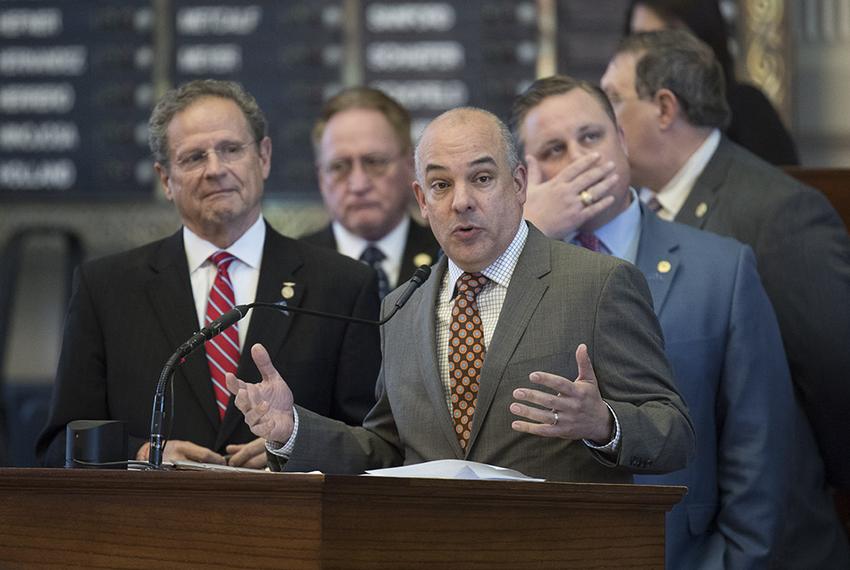 State Rep. Chris Turner, D-Arlington, attempts to add an amendment to SJR 2 advocating for Texas to join a Convention of States on May 4, 2017. Turner's try at an amendment,  to force the resignation of federal officials caught cooperating with the Soviets,  failed to pass. 