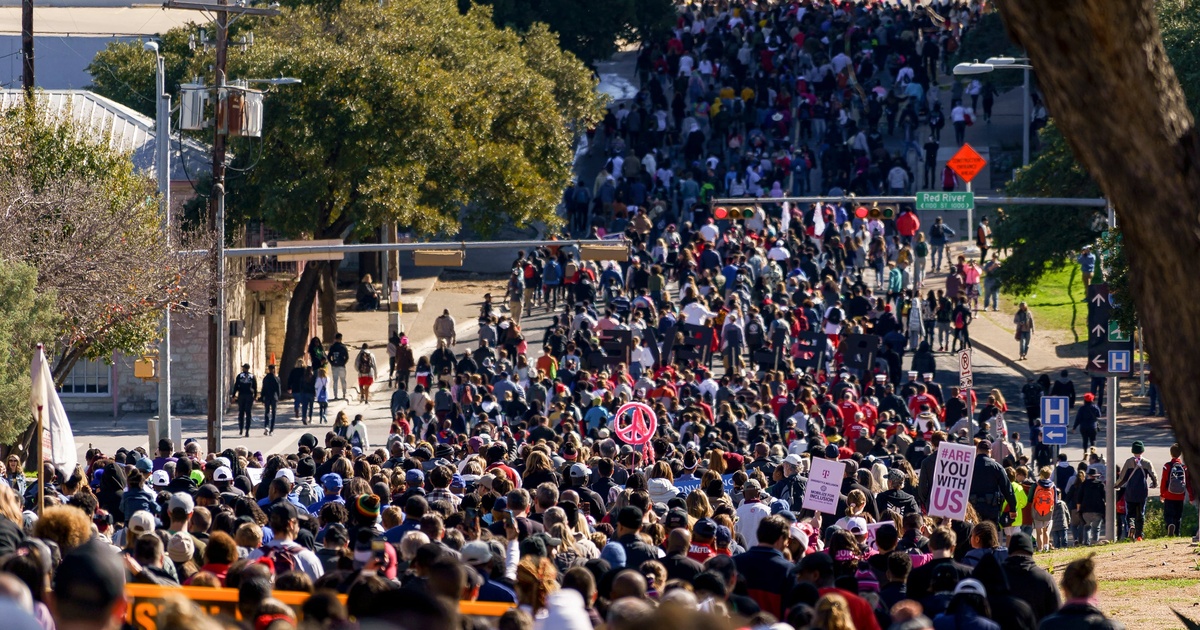 Analysis: A different way to look at Texans' polarization - Vimarsana News