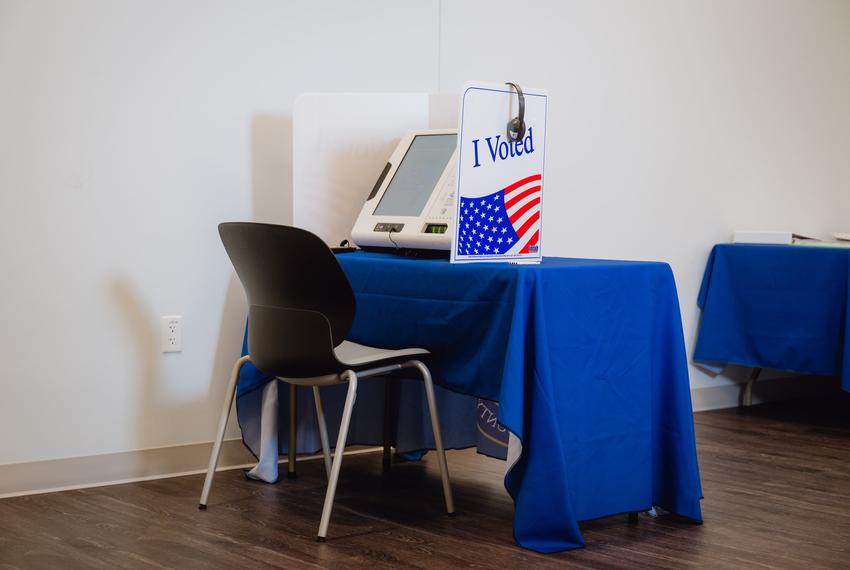 DALLAS, TX - SEPTEMBER 20, 2024: A voting machine for voters with disabilities at a public verification test of the voting system at the Dallas County Elections Department building in Dallas, Texas on Friday, September 20, 2024. The test allows participants to validate the voting process by using ballots containing the same races and proportions as the upcoming elections in November. CREDIT: Desiree Rios for The Texas Tribune