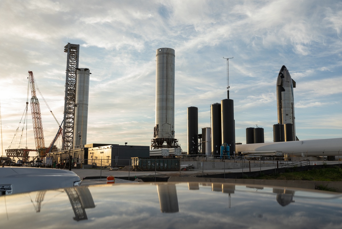 Texas Monthly – Cards Against Humanity says in new lawsuit that SpaceX has destroyed some of its South Texas property