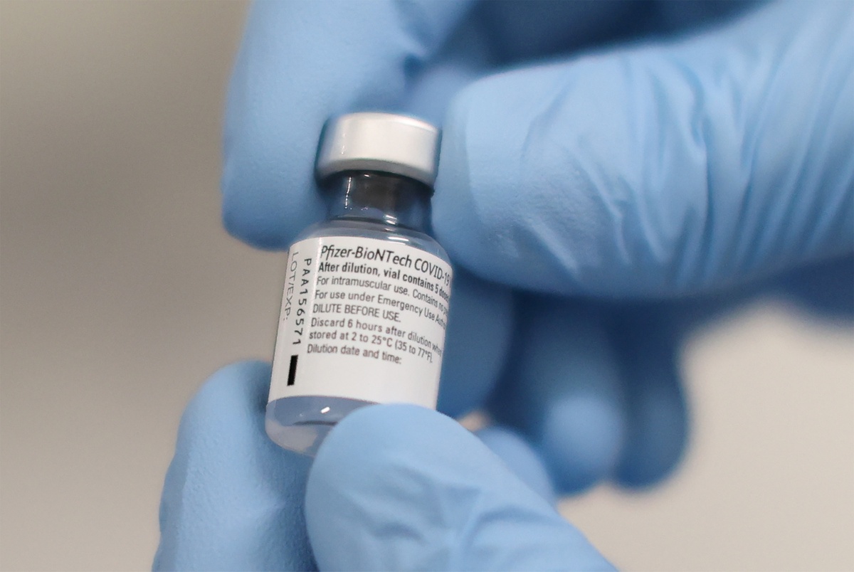 Covid 19 Vaccines Arriving In Texas For Health Care Workers The Texas Tribune