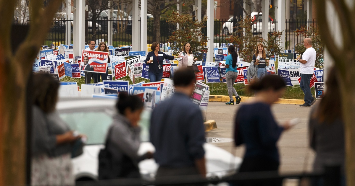 Photo of Two GOP legislators in Harris County want to let the state replace local elections administrators
