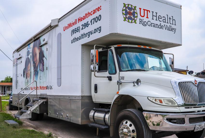The 40-foot-long UniMóvil — with two exam rooms, diagnostic equipment, and a lab — brings health care to rural communities in Texas' Rio Grande Valley.