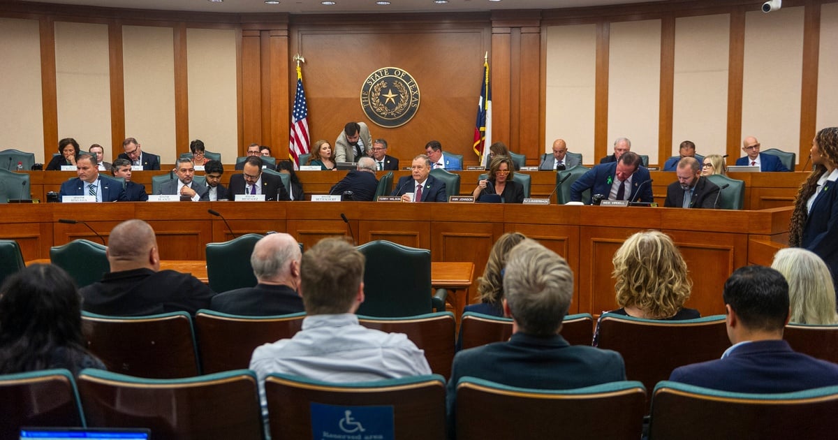 Texas lawmakers hear testimony on response to deadly floods