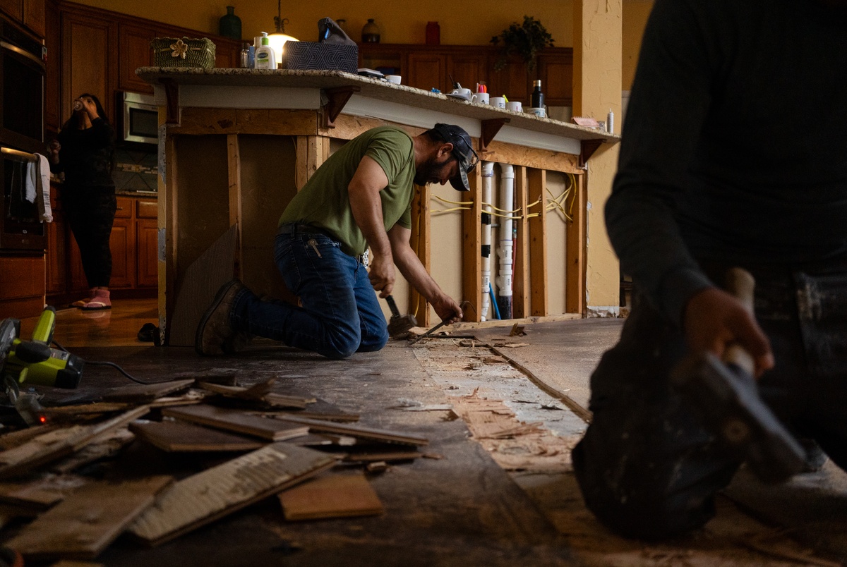 Texas Monthly – Biden administration proposes rule to protect workers from extreme heat