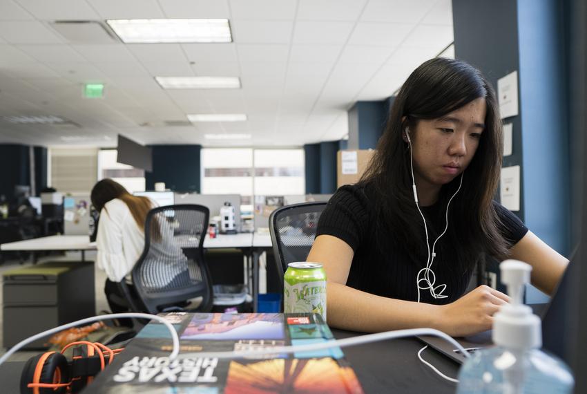 Reporting fellow Isabella Zou works in the office on July 29, 2021.