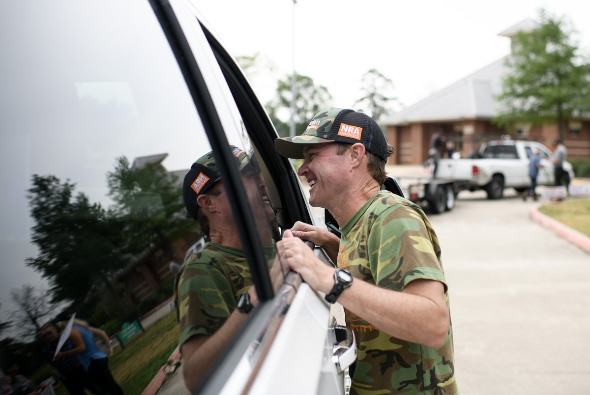 Texas Monthly – Early voting shows Texas Speaker Dade Phelan with an initial lead