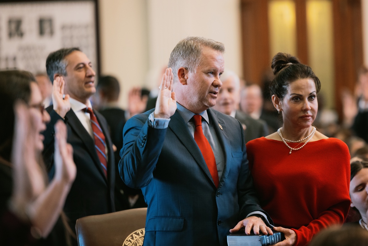 Texas Monthly – Another Republican is challenging Dade Phelan for Texas House speaker