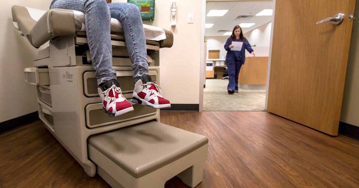 Looming end of federal pandemic emergency threatens to shake Texas’ Medicaid safety net, advocates say