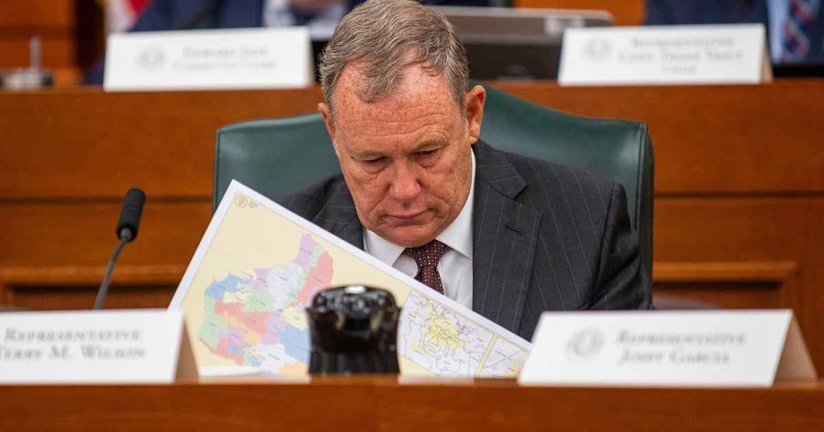 Texas redistricting plans draw criticism at public hearing