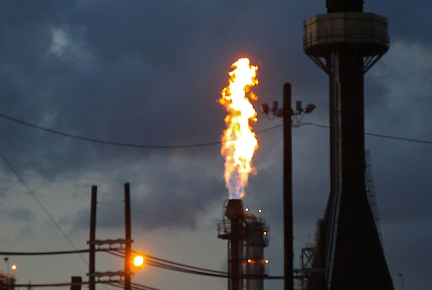 Increase in "Flaring" Tied to Pipeline Shortages The Texas Tribune