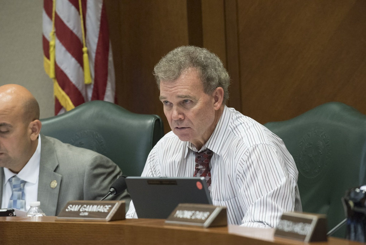 State Rep. Joe Pickett of El Paso to resign from Texas House The