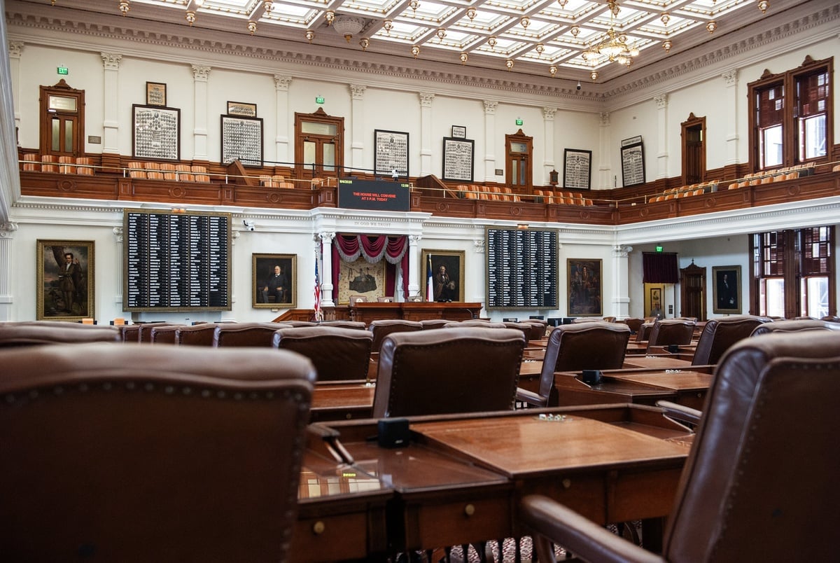 Texas Monthly – Democrats’ quorum-breaking flight puts Abbott’s agenda in limbo for special legislative session