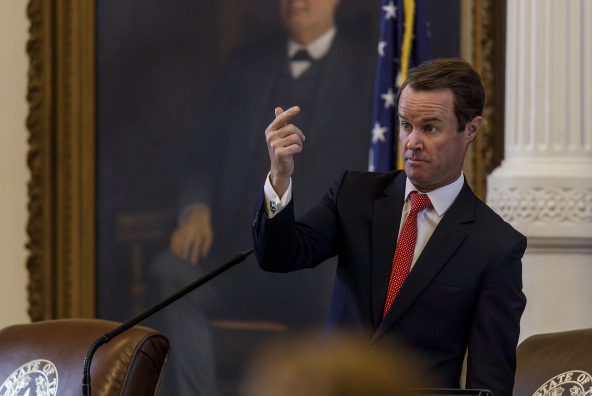 Texas Monthly – Speaker Dade Phelan forcefully defends Ken Paxton impeachment in campaign ad