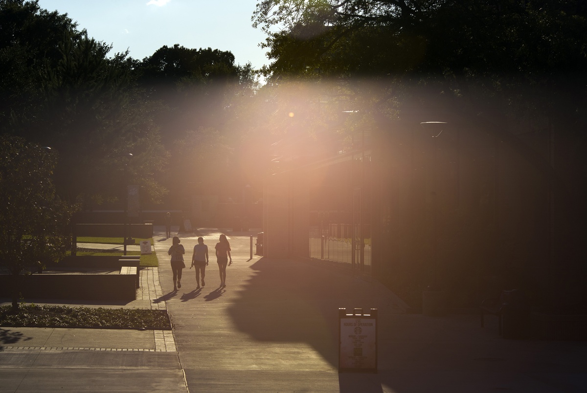 Texas Monthly – Texas Senate panel advances bill that would no longer allow undocumented students to pay in-state tuition