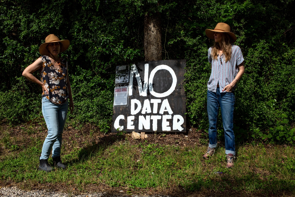 Texas Monthly – Data centers are building their own gas power plants in Texas