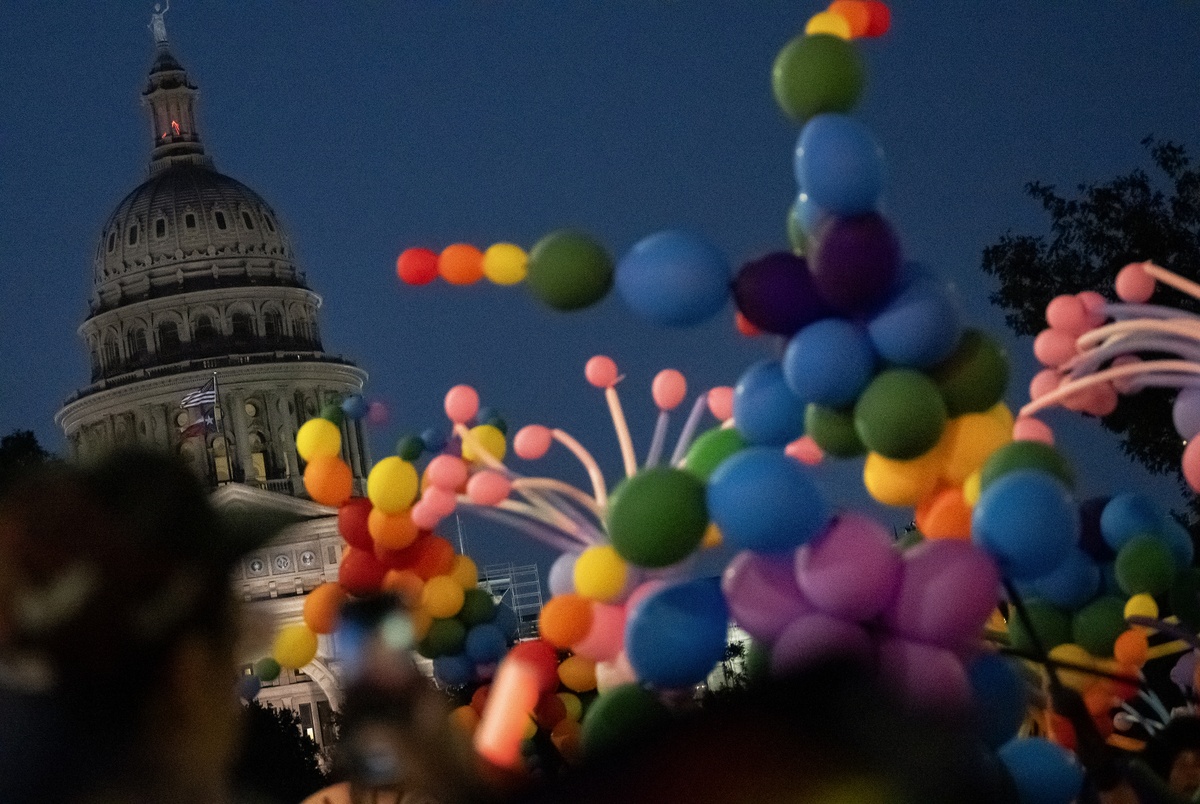 Texas Monthly – Texas sues Biden administration over requirement to provide LGBTQ+ youth foster placements