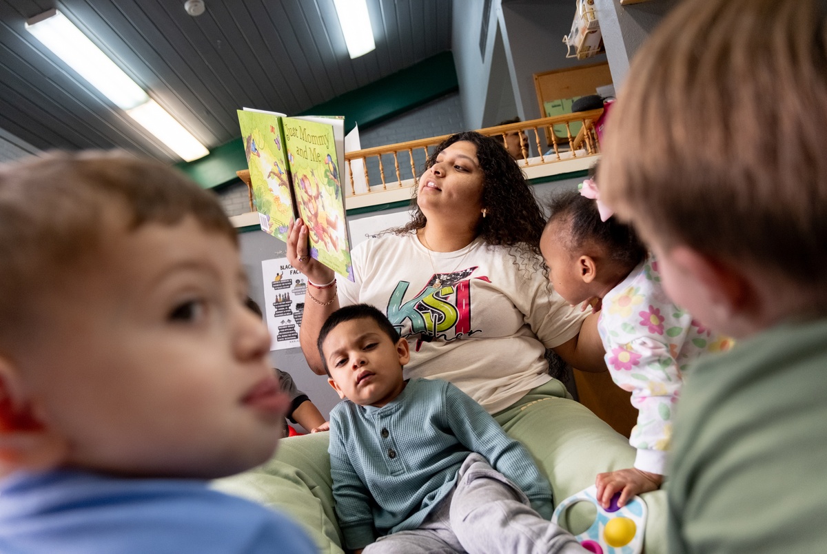 Texas Monthly – 95,000 Texas children are waiting for state help to pay for day care