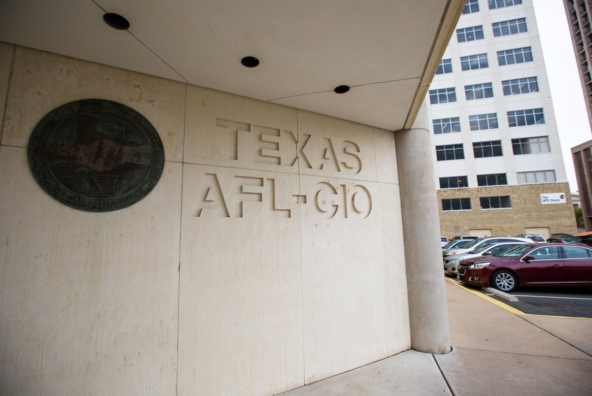 Texas Effort Targeting Union Dues Mirrors Initiatives In Other States The Texas Tribune