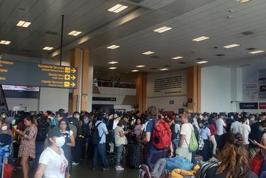 Travelers were stranded Monday at the Jorge Ch&aacute;vez International Airport in Lima, Peru.