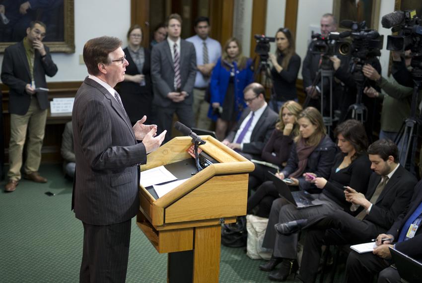 Reporters listen as Lt. Gov.-elect Dan Patrick announces the creation of an advisory council on Jan. 15, 2015.