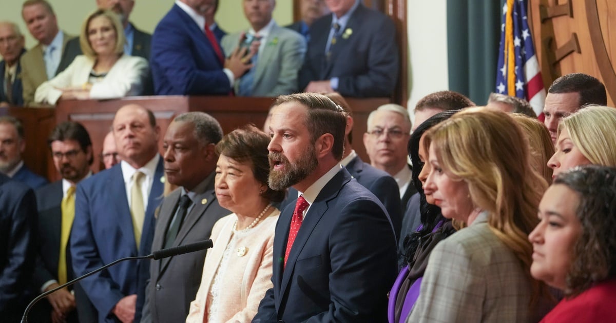 Texas Dems’ quorum break is pivotal moment for House speaker