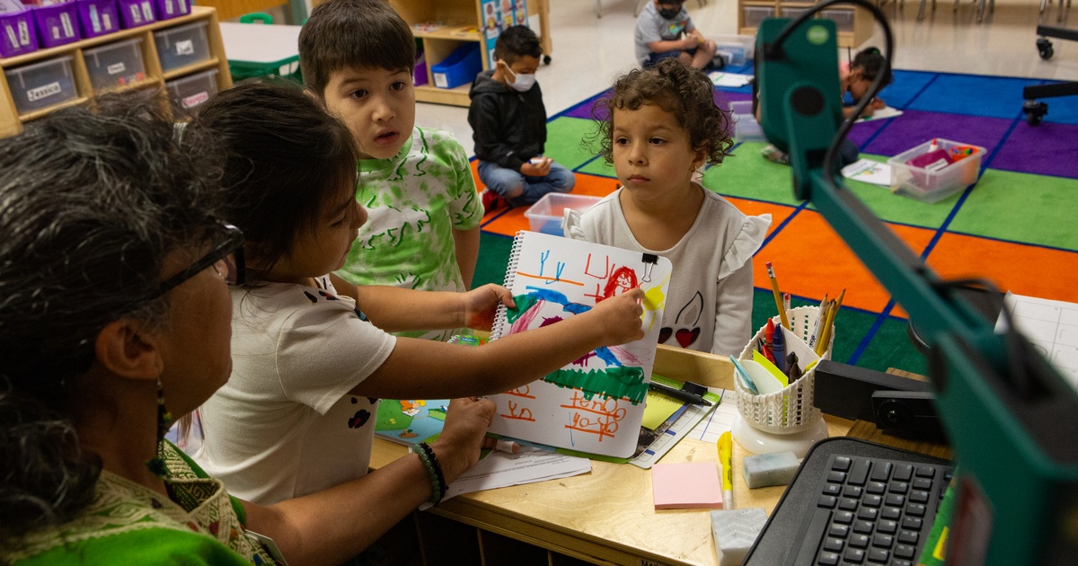 Photo of Plurality of Texas voters say they support school voucher-like program